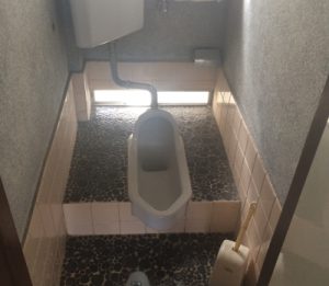 和式トイレしかない空き家